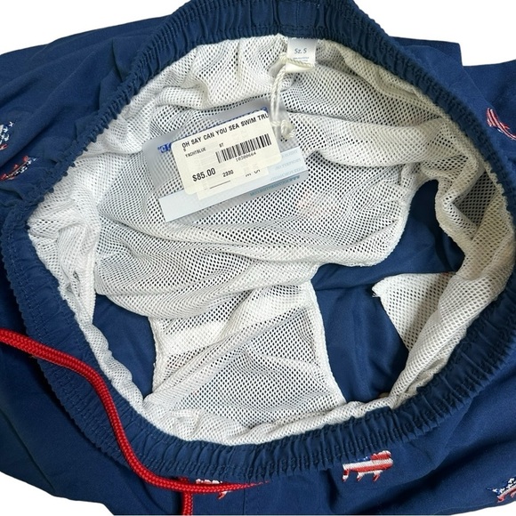 Southern Tide Skipjack Men’s Swim Trunks Small Patriotic American Flag Fish NEW - Picture 6 of 7
